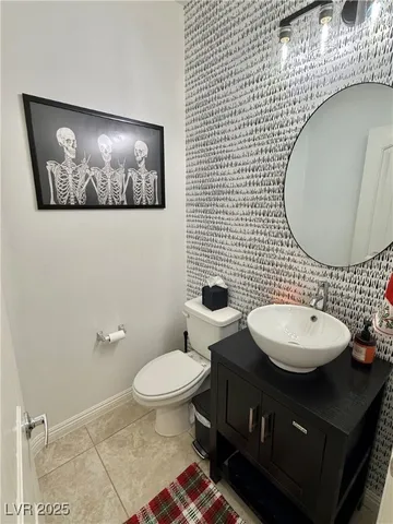 $2,400 | 3731 Gilmore Creek Street, Las Vegas, NV 89129