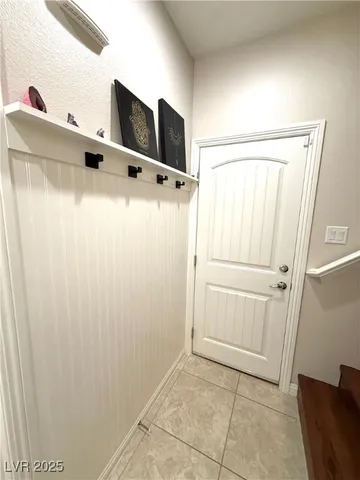 $2,400 | 3731 Gilmore Creek Street, Las Vegas, NV 89129