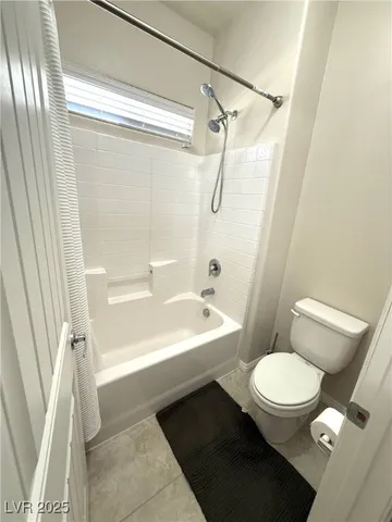 $2,400 | 3731 Gilmore Creek Street, Las Vegas, NV 89129