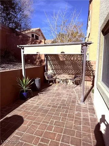 $2,400 | 3731 Gilmore Creek Street, Las Vegas, NV 89129