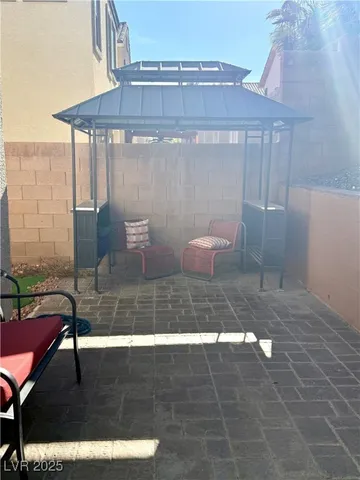 $2,400 | 3731 Gilmore Creek Street, Las Vegas, NV 89129