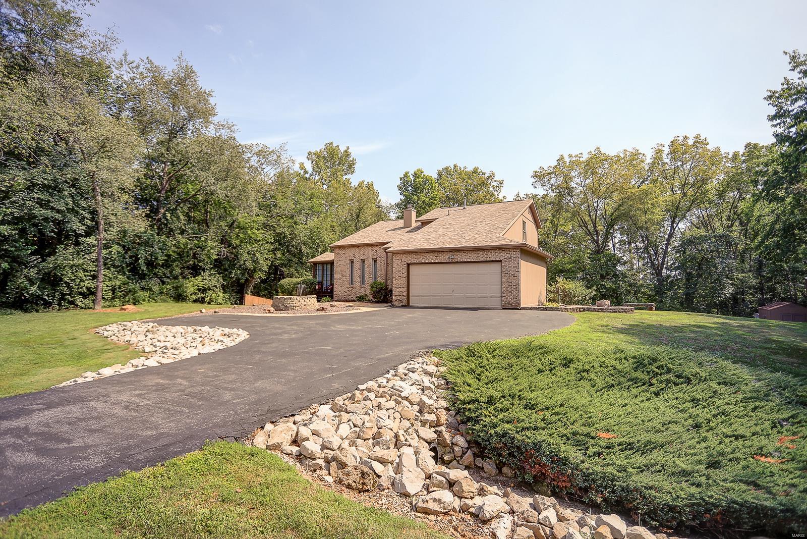 1241 Wolf Road Freeburg, IL 62243 - Photo 6 of 62
