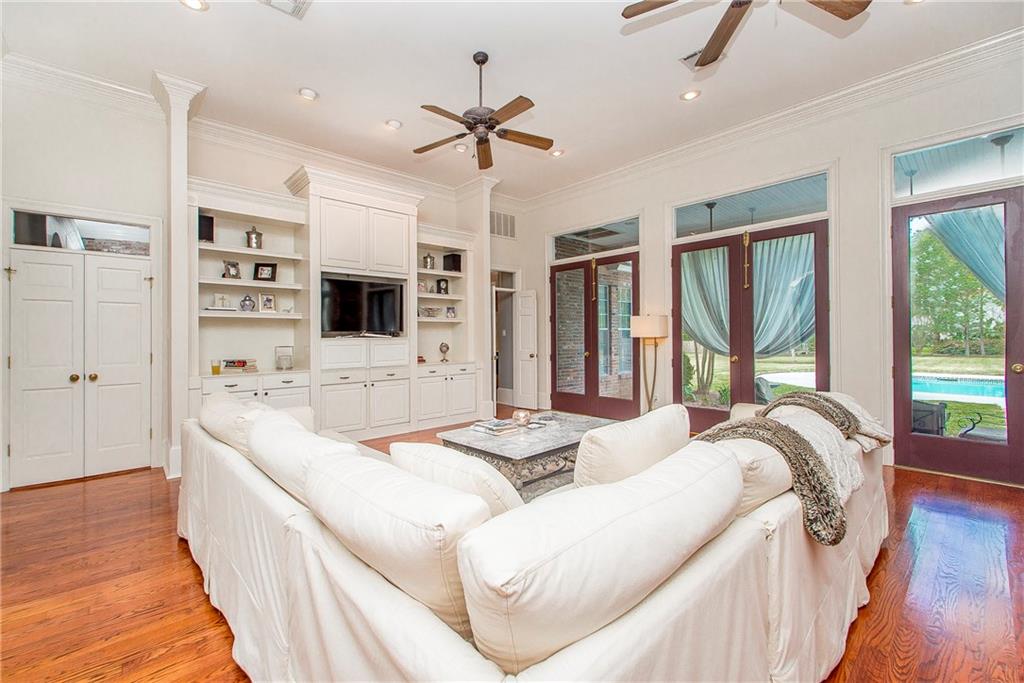 405 Dummyline Road Madisonville, LA 70447 - Photo 11 of 40 Gallery Image 11