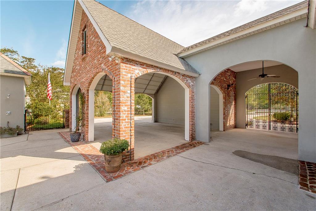 405 Dummyline Road Madisonville, LA 70447 - Photo 33 of 40 Gallery Image 33