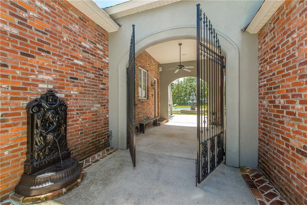 405 Dummyline Road Madisonville, LA 70447 - Photo 6 of 40 Gallery Image 6