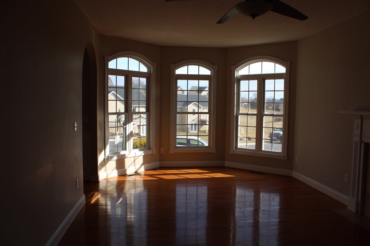 29 Fox Crest Ridge Staunton, VA 24401 - Photo 6 of 24 Gallery Image 6