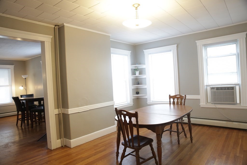 117 Merrifield Street Worcester, MA 01605 - Photo 4 of 29 Gallery Image 4