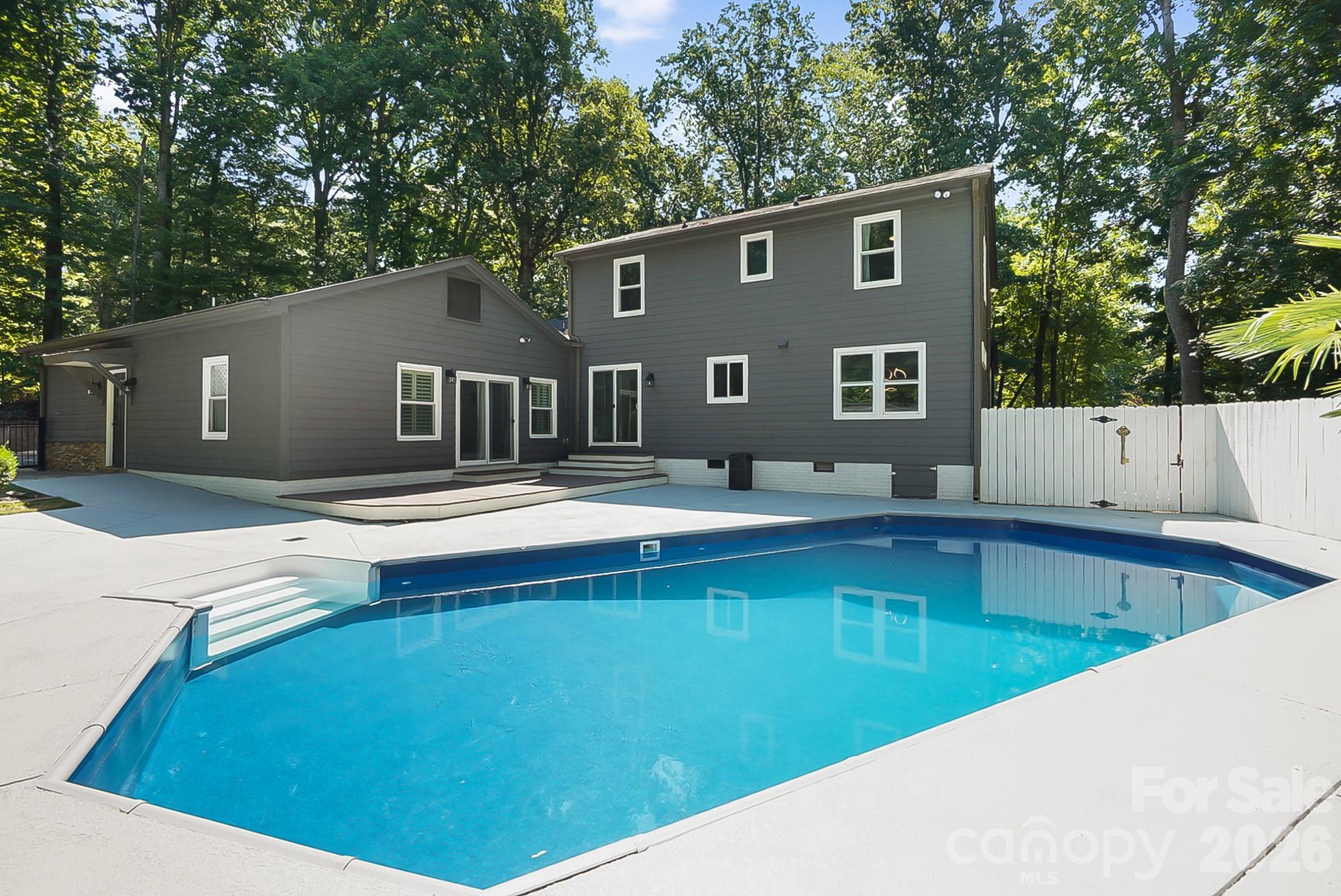 432 Raintree Drive Matthews, NC 28104 - Photo 40 of 48