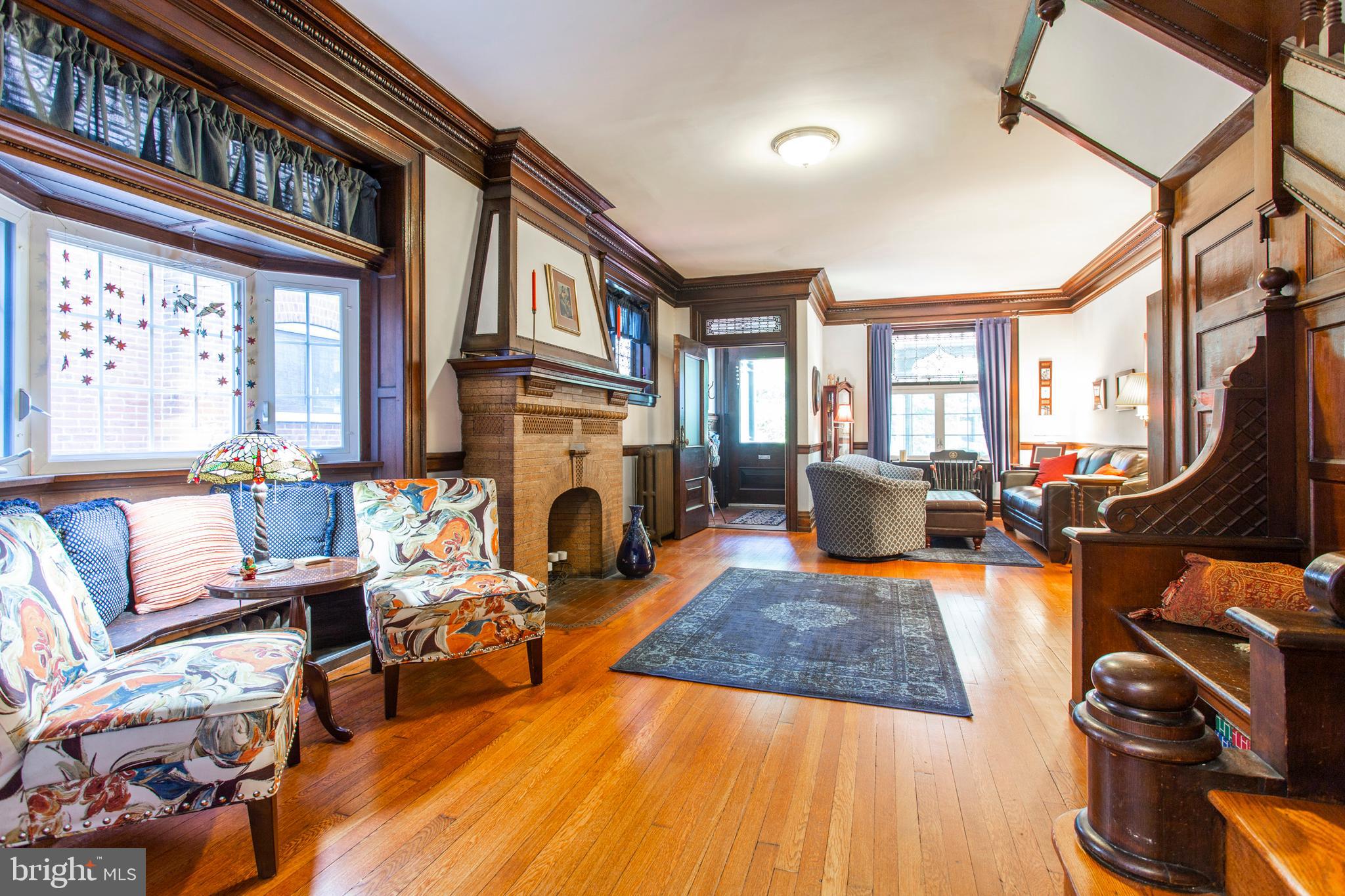 4635 Spruce Street Philadelphia, PA 19139 - Photo 11 of 53 Living room