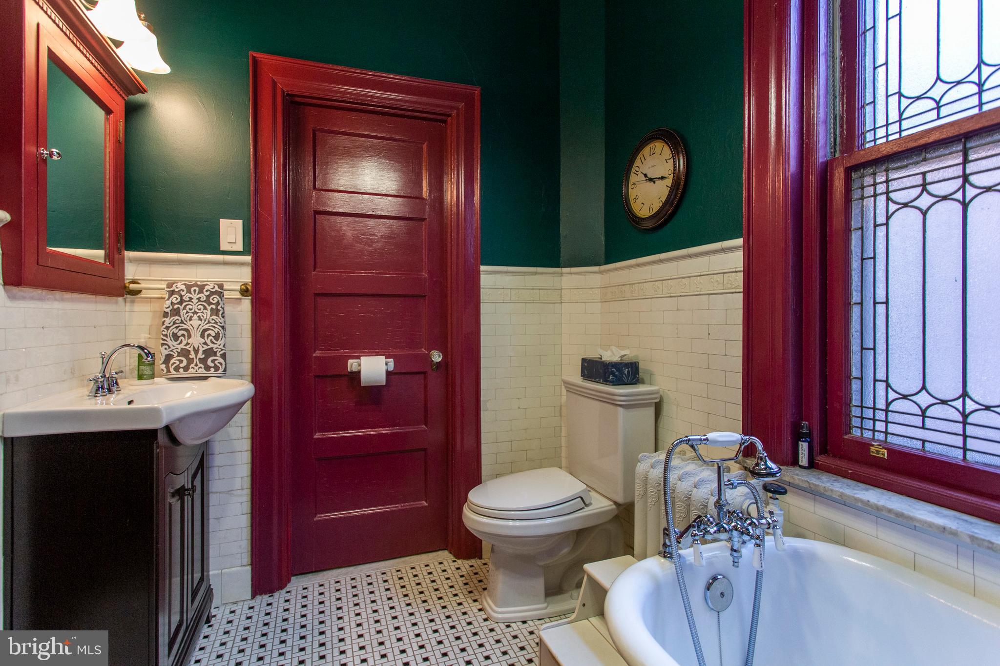 4635 Spruce Street Philadelphia, PA 19139 - Photo 28 of 53 2nd floor bathroom