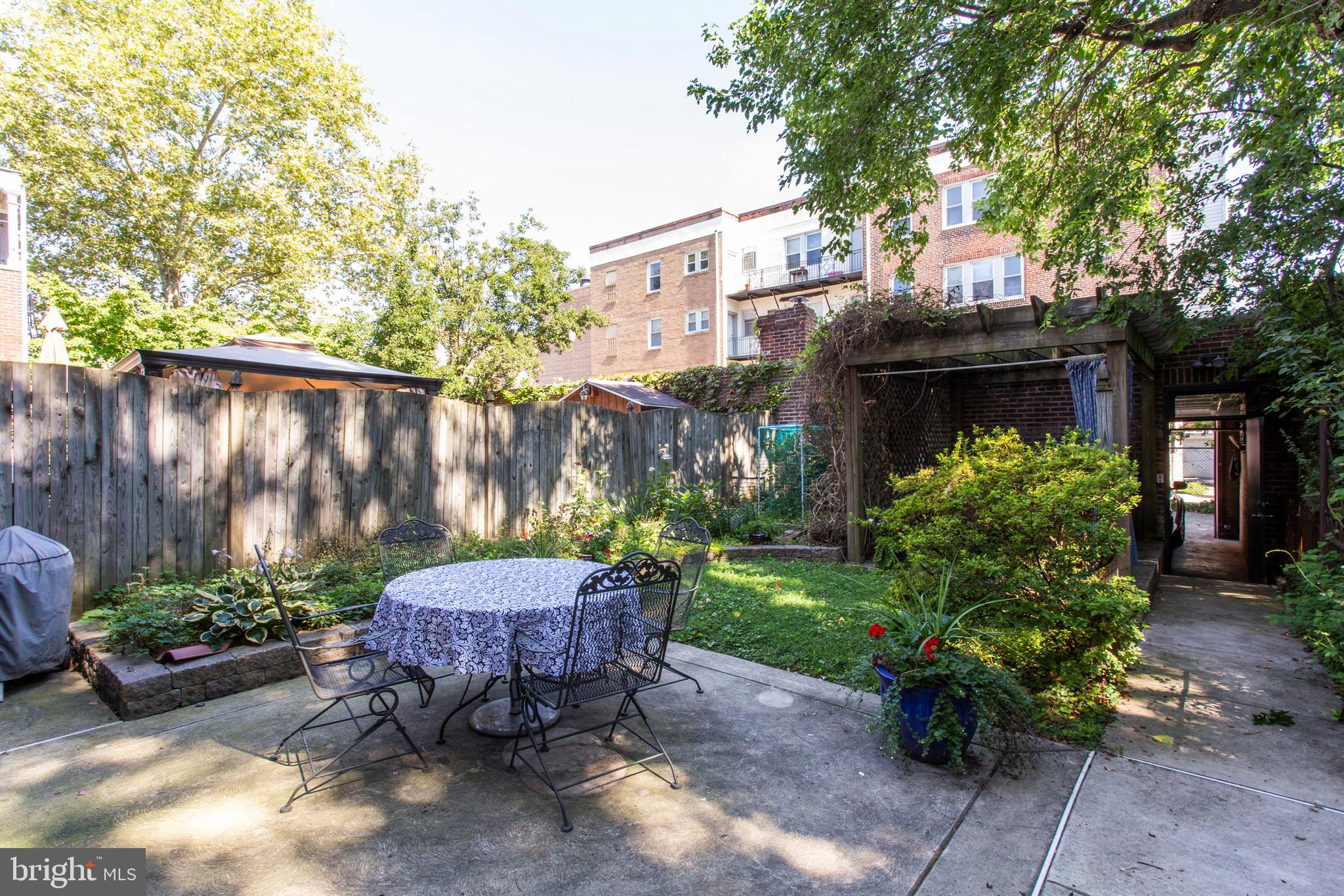 4635 Spruce Street Philadelphia, PA 19139 - Photo 49 of 53 Back patio