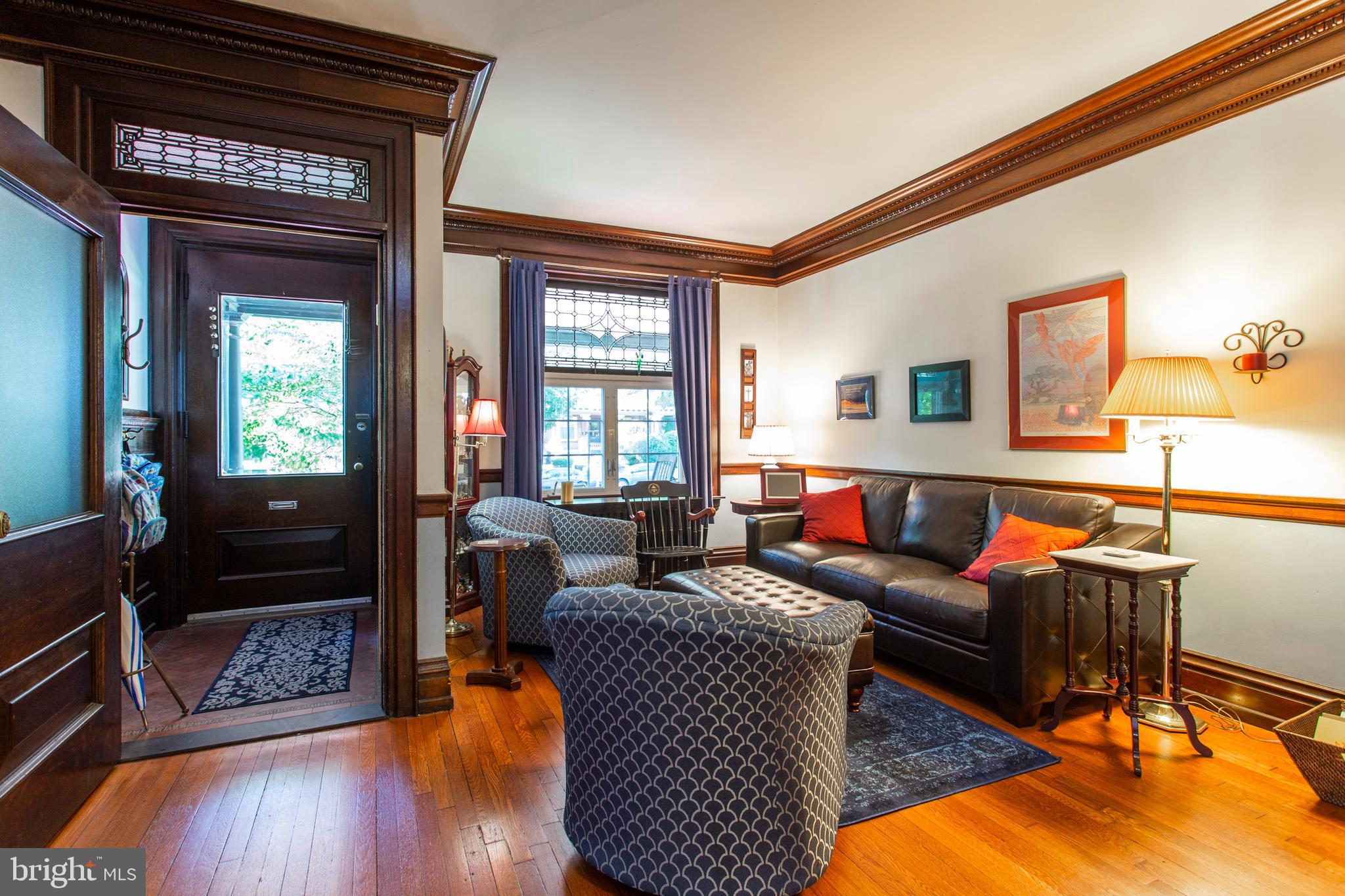 4635 Spruce Street Philadelphia, PA 19139 - Photo 7 of 53 Living room