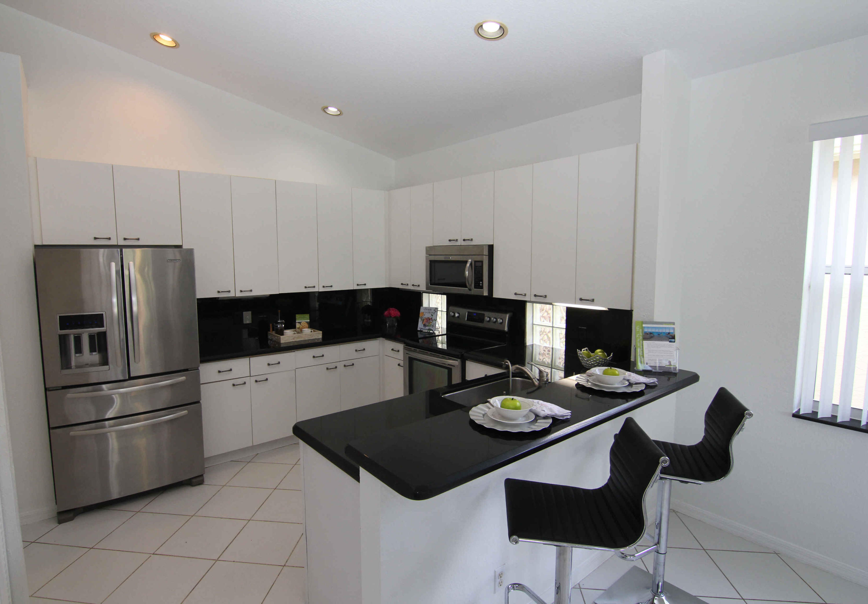 18705 Sea Turtle Lane Boca Raton, FL 33498 - Photo 8 of 27 Kitchen w/Snack Counter