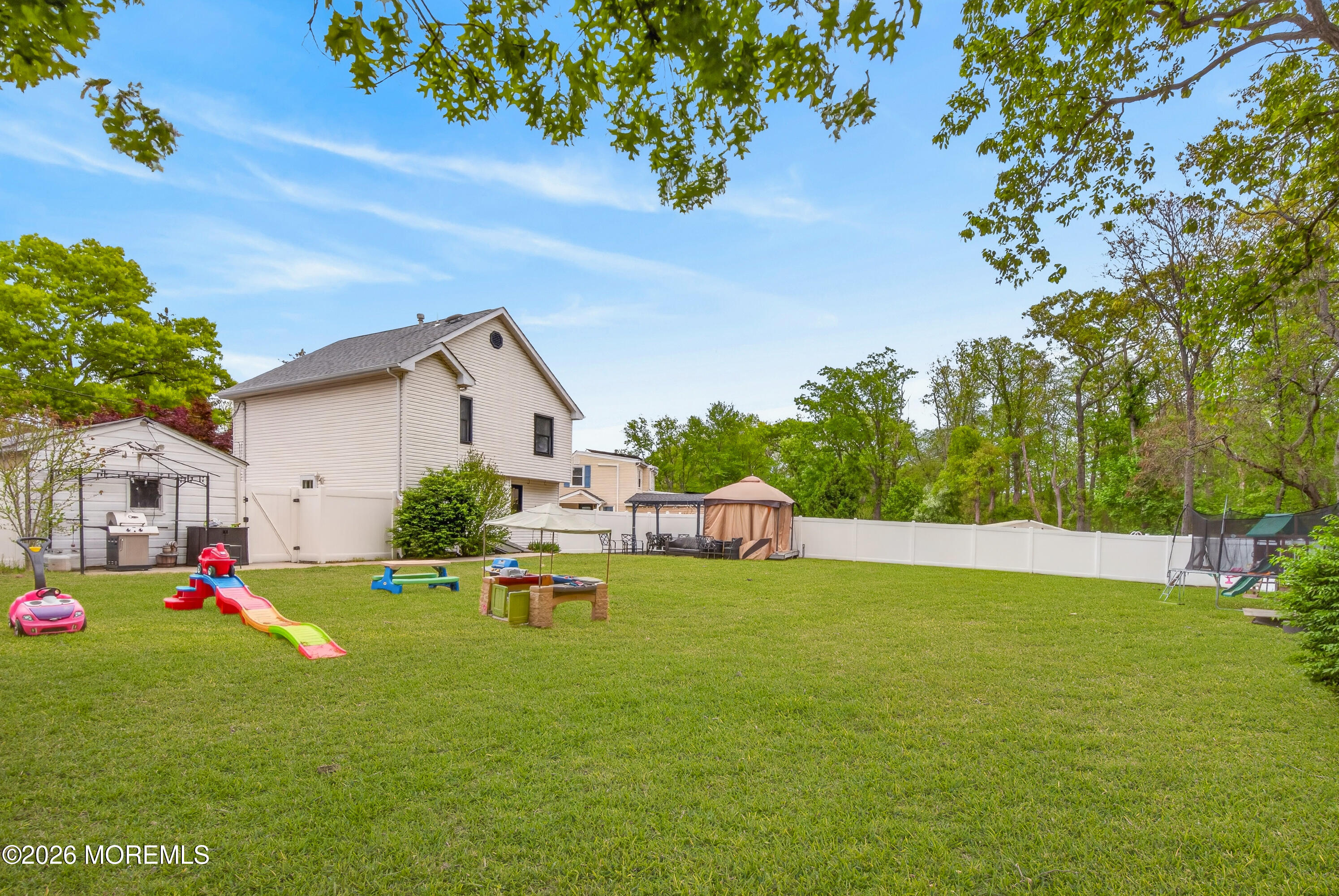 226 Sunset Lane Howell, NJ 07731 - Photo 30 of 33 030
