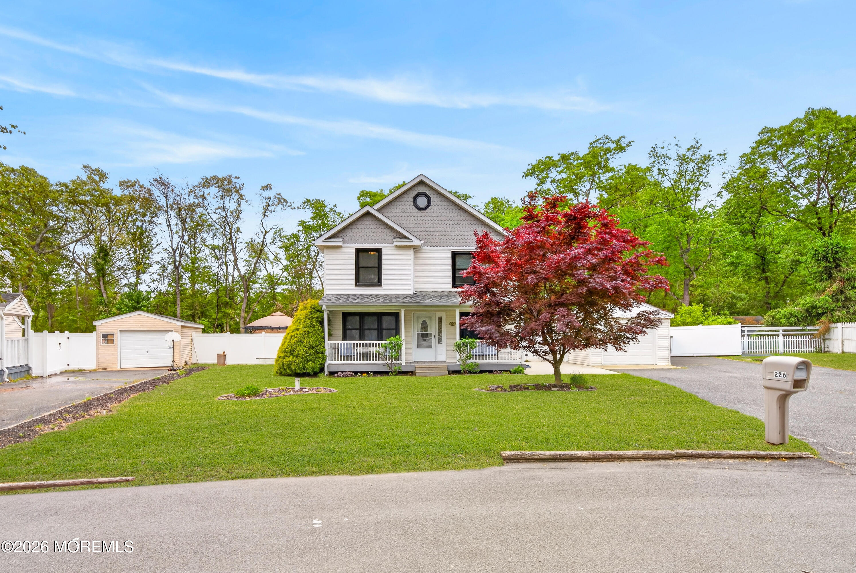 226 Sunset Lane Howell, NJ 07731 - Photo 3 of 33 003