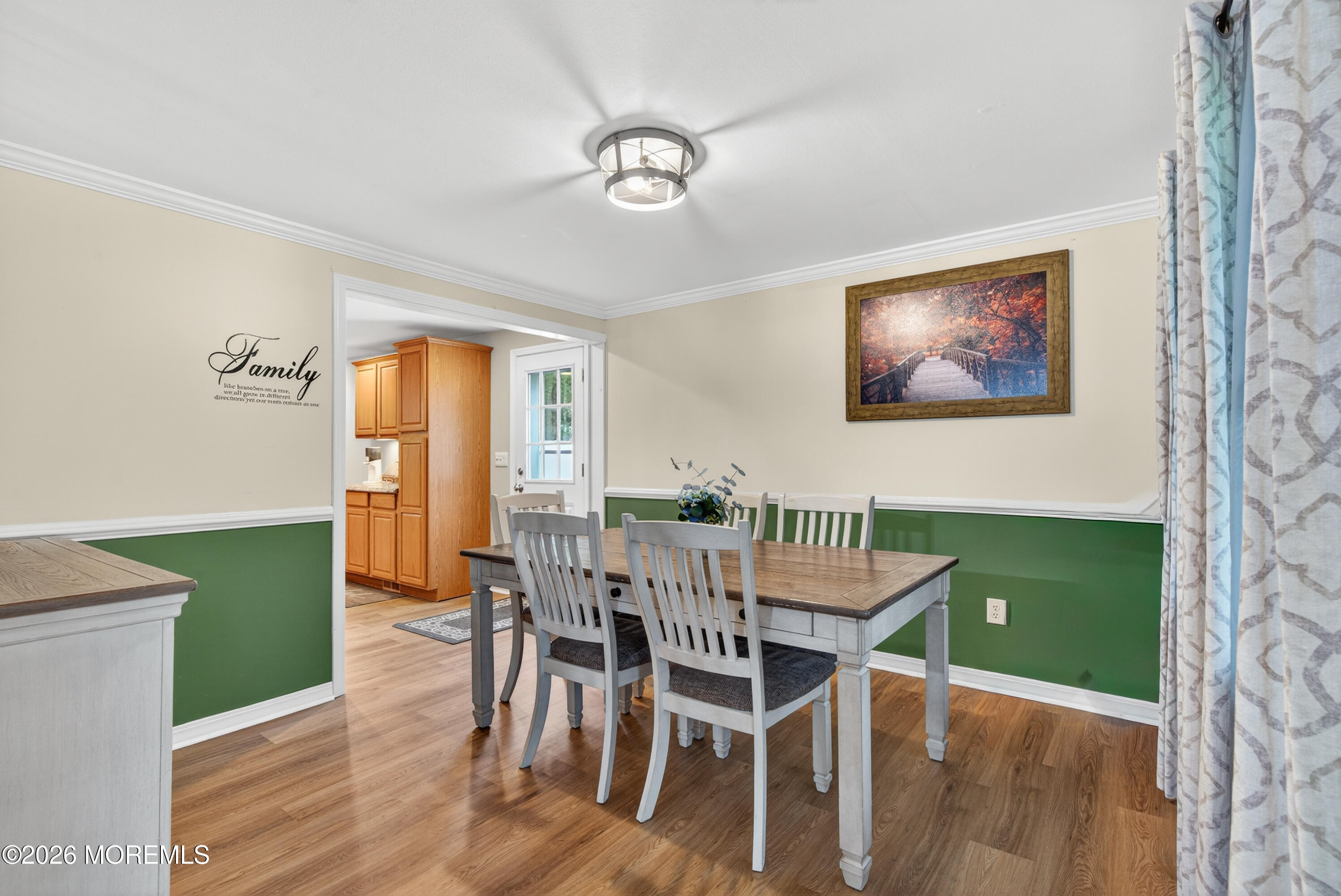 226 Sunset Lane Howell, NJ 07731 - Photo 10 of 33 010