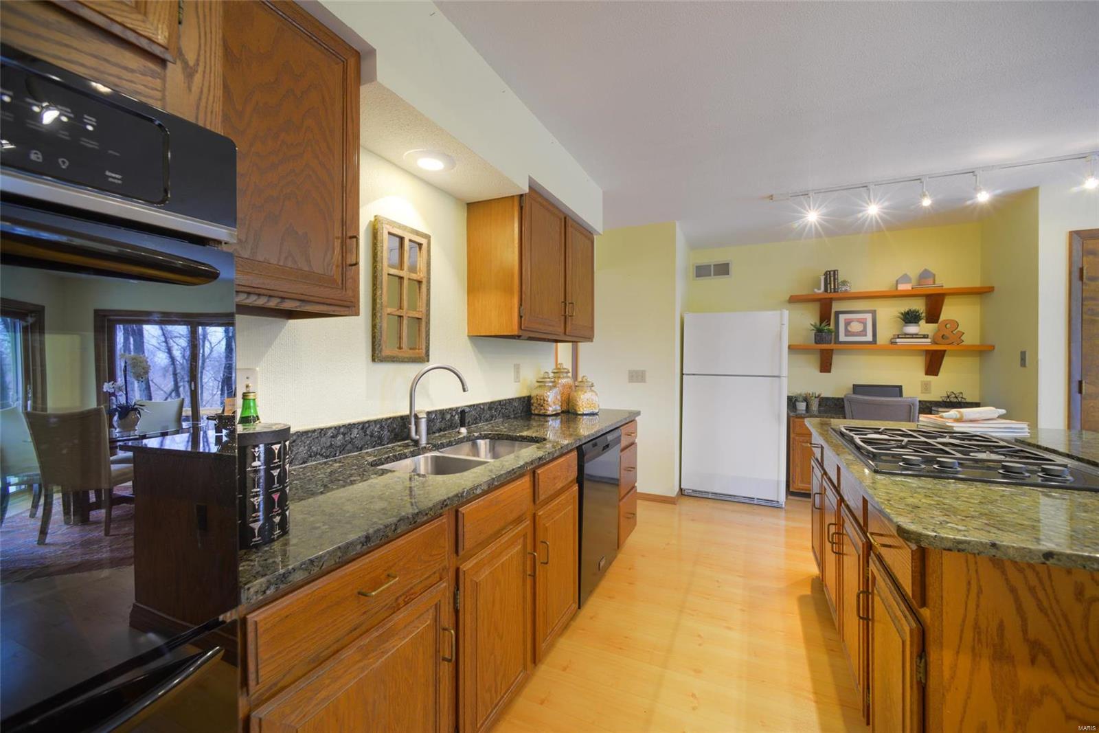 14895 Conway Road Chesterfield, MO 63017 - Photo 15 of 48 Gallery Image 15