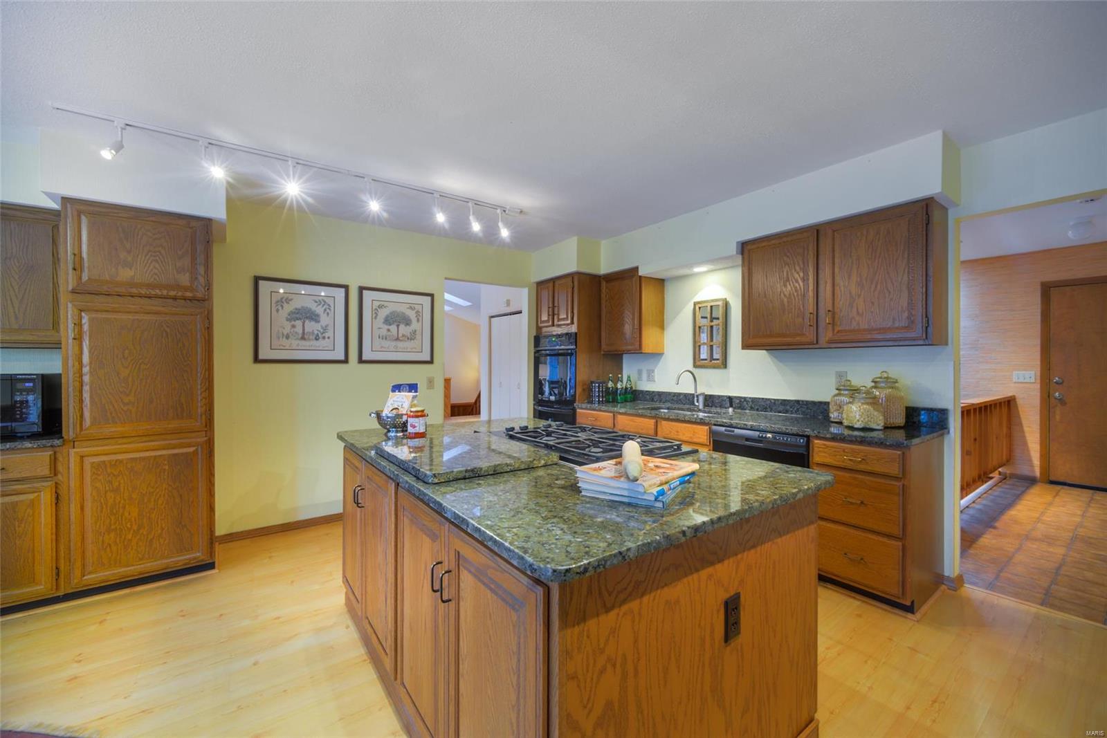 14895 Conway Road Chesterfield, MO 63017 - Photo 19 of 48 Gallery Image 19