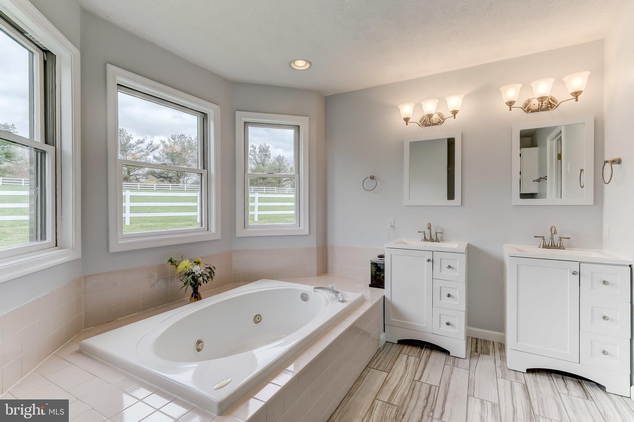 4852 Church Road Felton, PA 17322 - Photo 28 of 38 1st Floor Master