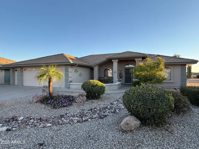 $2,600 | 11401 East Medina Avenue, Mesa, AZ 85209