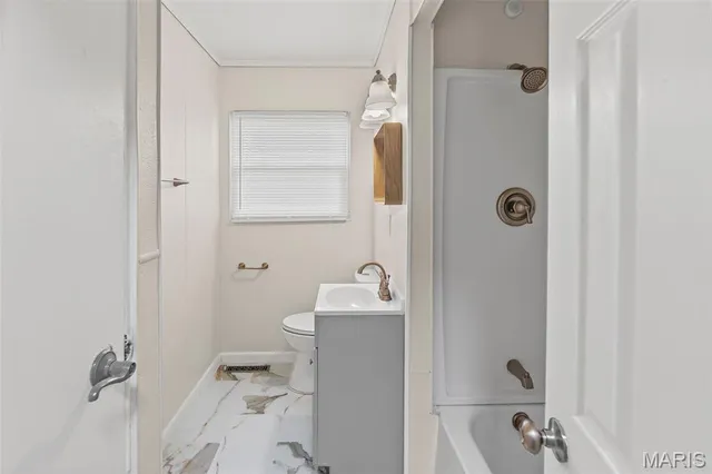 $97,000 | 810 St Thomas Lane, Cahokia, IL 62206