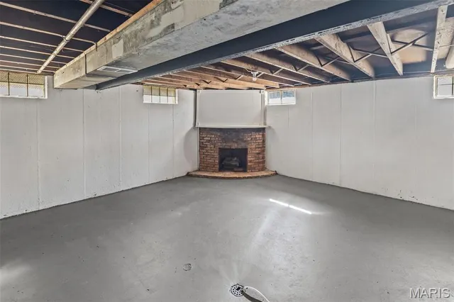 $97,000 | 810 St Thomas Lane, Cahokia, IL 62206