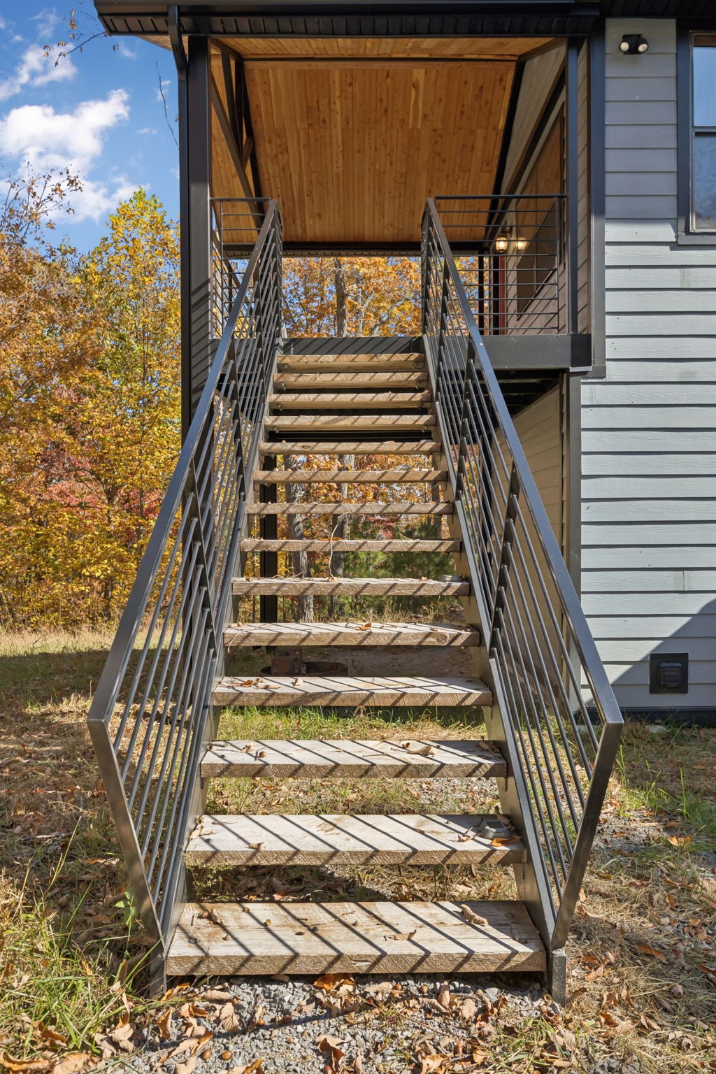 1529 Pea Ridge Road Liberty, TN 37095 - Photo 43 of 53 a view of entryway with wooden floor