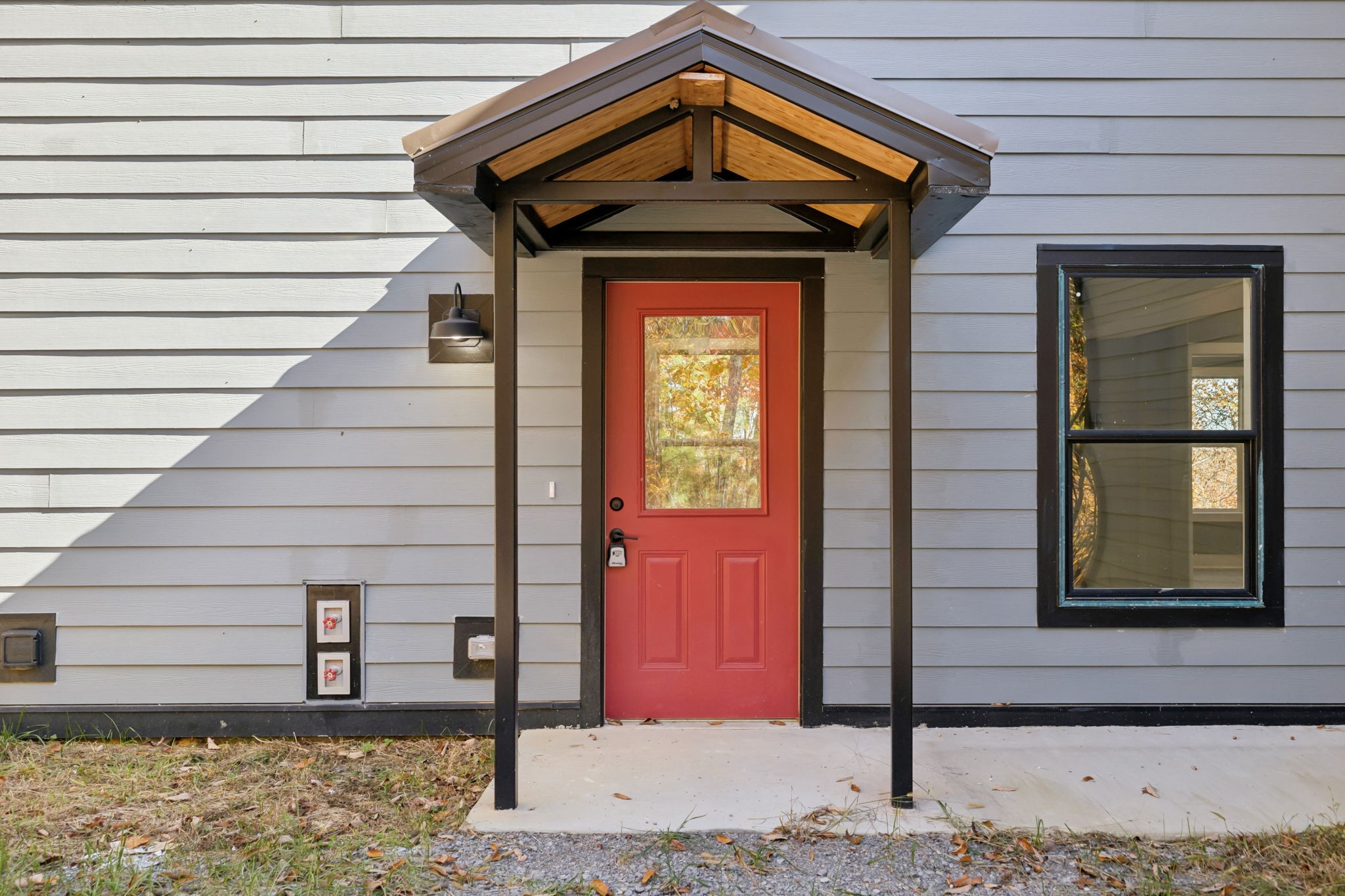 1529 Pea Ridge Road Liberty, TN 37095 - Photo 6 of 53 a front view of a house with a window
