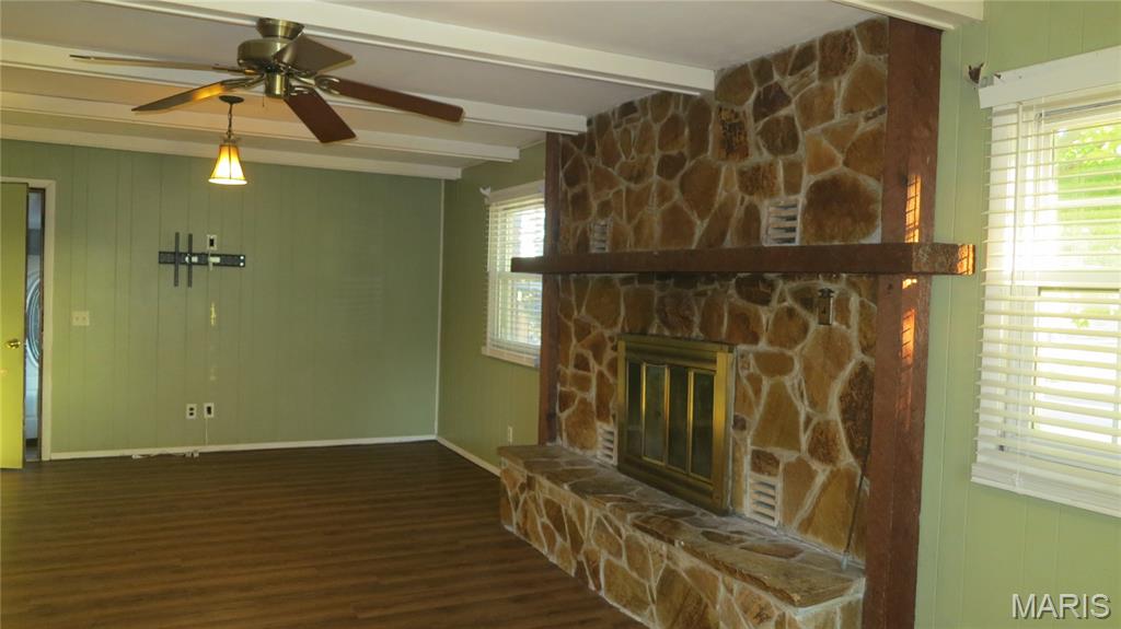 615 Texas Boulevard Bethalto, IL 62010 - Photo 4 of 27