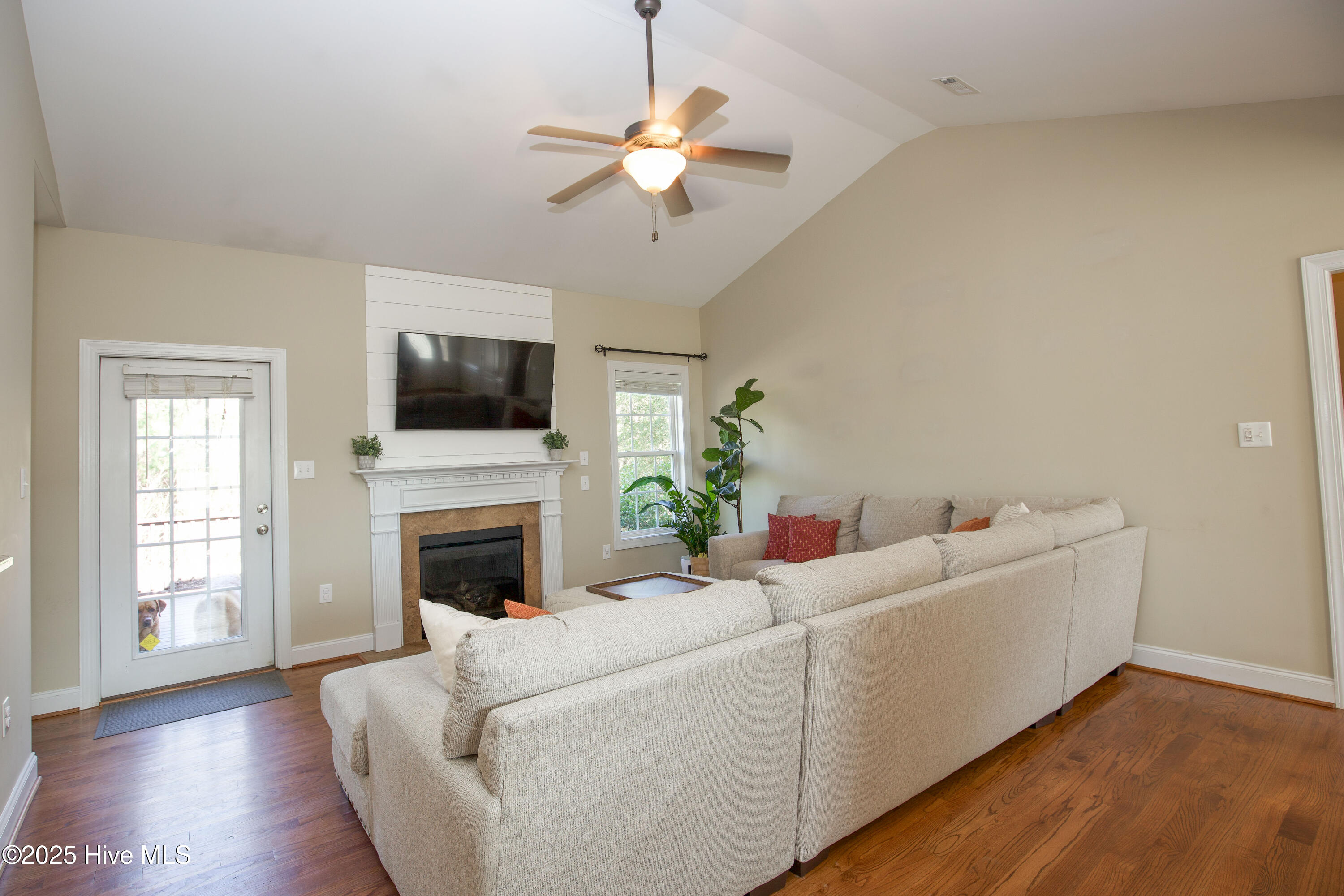 214 Sandy Springs Road Aberdeen, NC 28315 - Photo 10 of 45 214 Sandy Springs Rd-27
