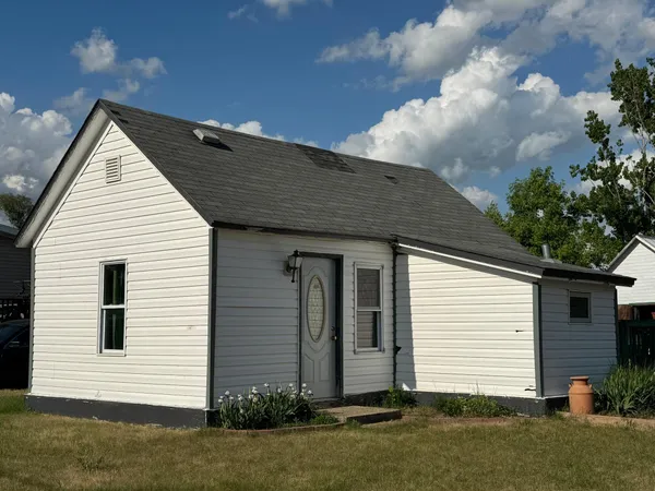 $89,900 | 404 Wilson Avenue Southeast, Bemidji, MN 56601