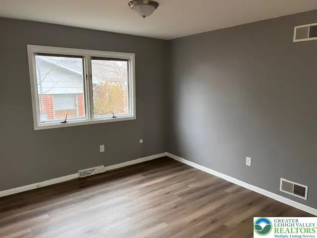 $325,000 | 2215 Congress Street, Allentown, PA 18104