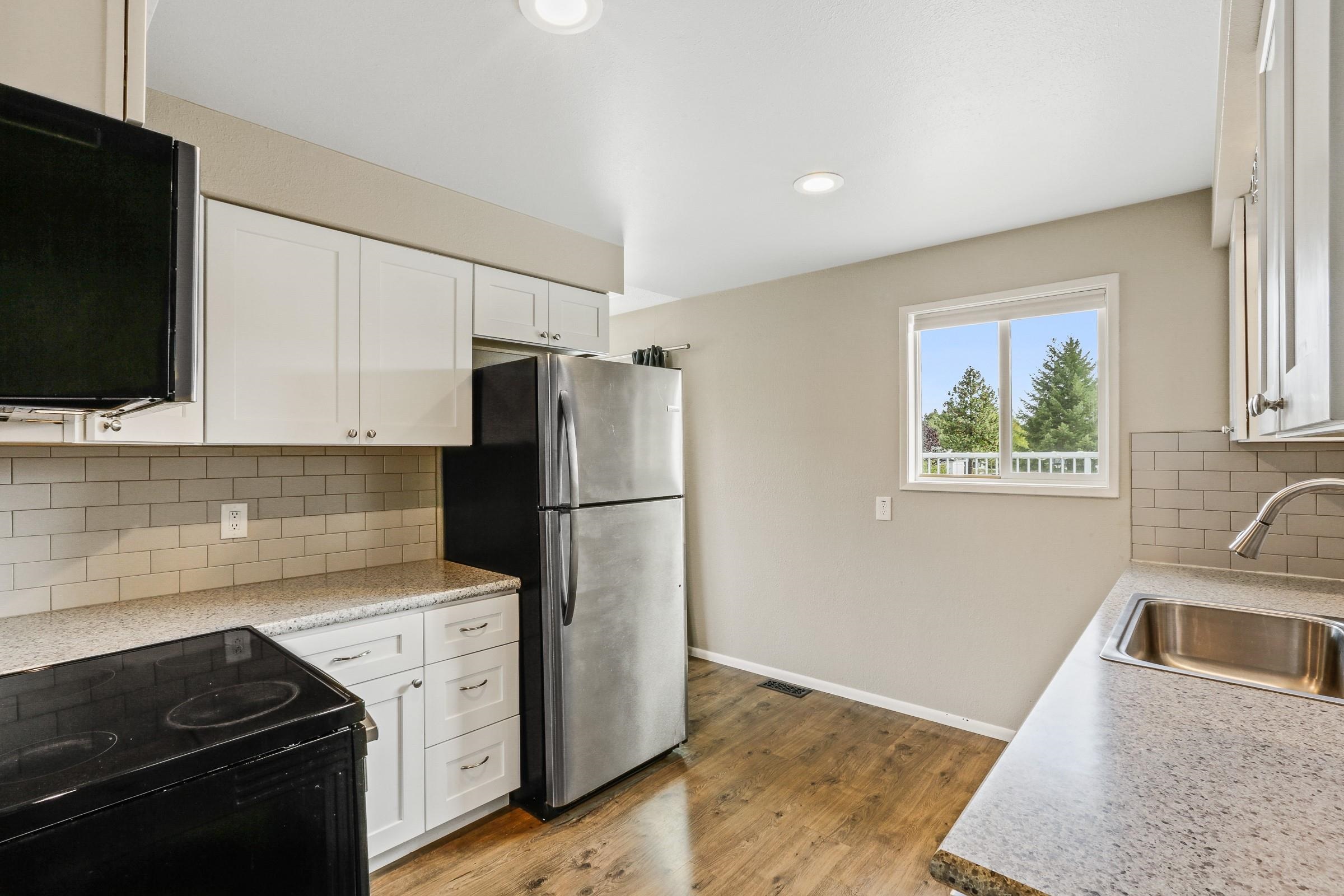 2303 South Myrtle Street Spokane, WA 99223 - Photo 12 of 28