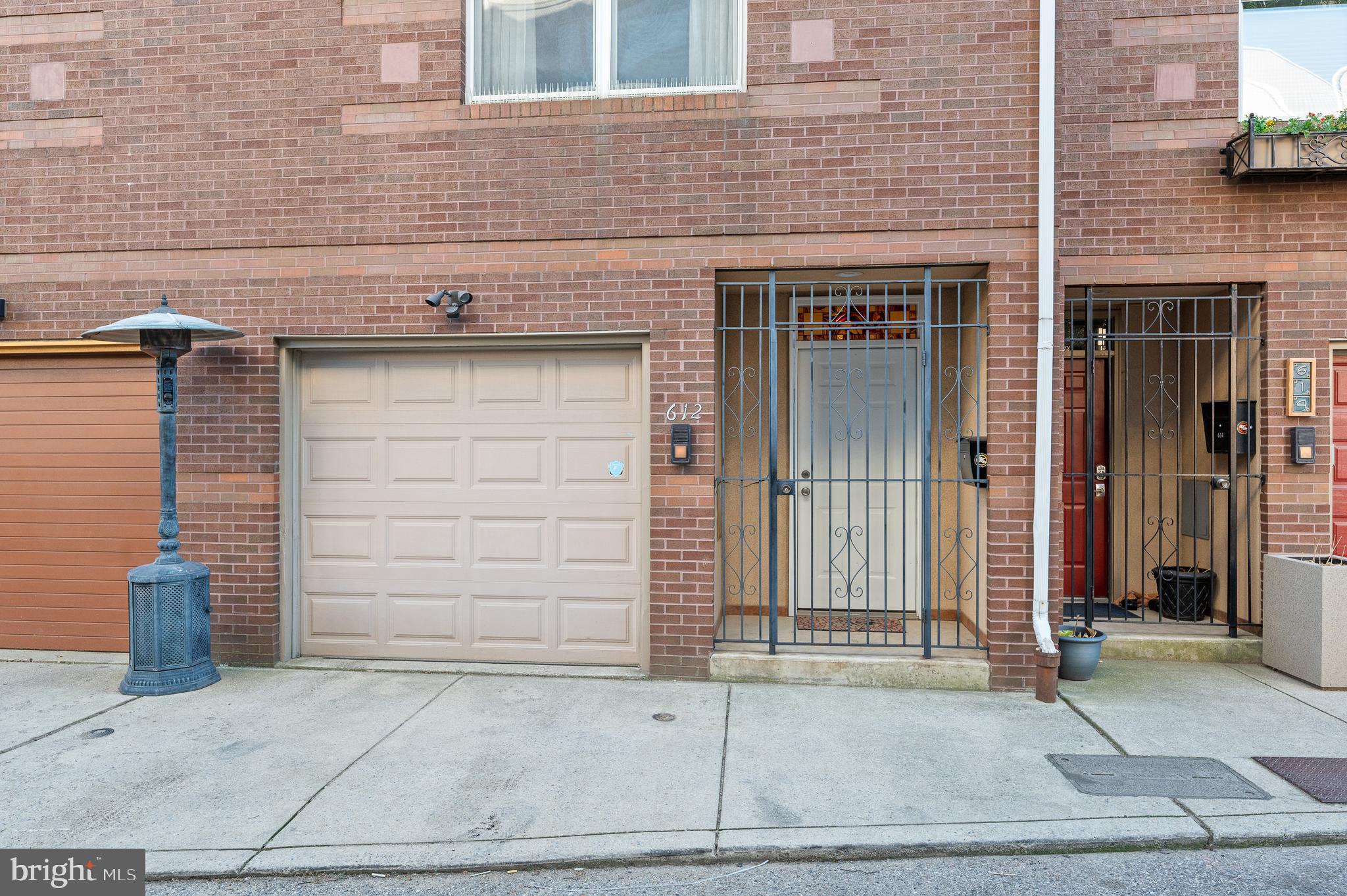 612 Queen Street Philadelphia, PA 19147 - Photo 2 of 40 Exterior - Gated Entrance