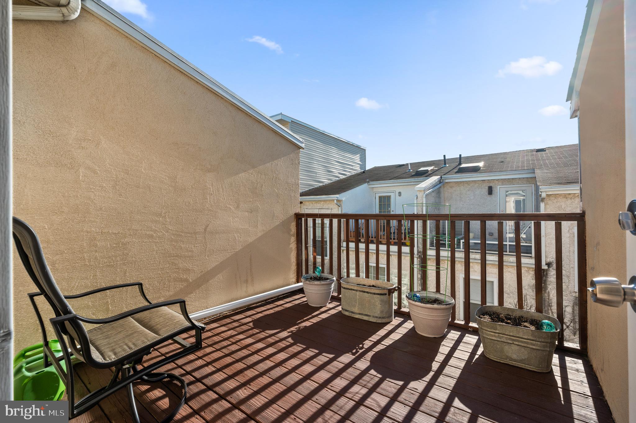 612 Queen Street Philadelphia, PA 19147 - Photo 19 of 40 Primary Suite - Deck