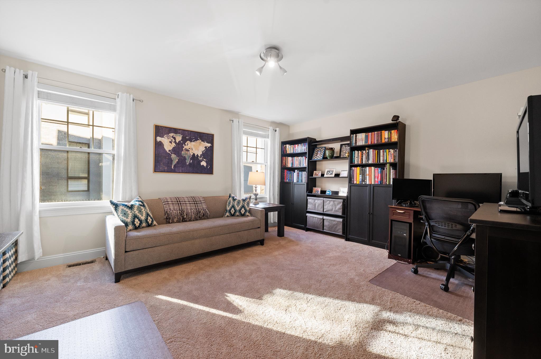 612 Queen Street Philadelphia, PA 19147 - Photo 24 of 40 Second Bedroom