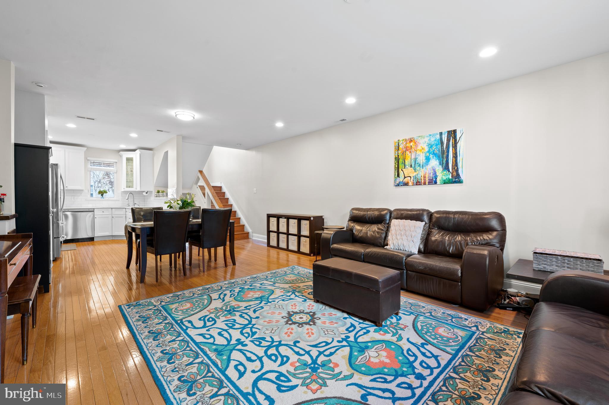 612 Queen Street Philadelphia, PA 19147 - Photo 4 of 40 Main Living Space - Second Floor