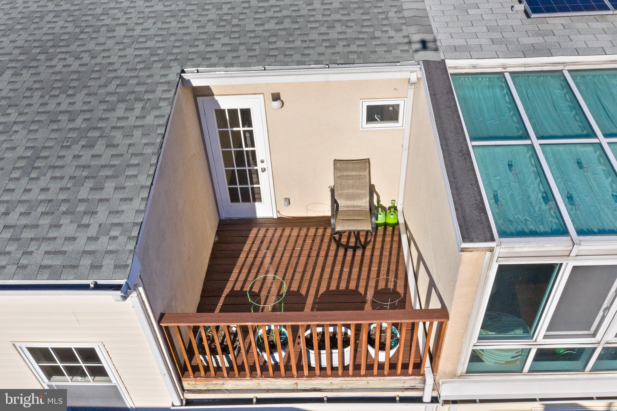 612 Queen Street Philadelphia, PA 19147 - Photo 36 of 40 Top Floor Deck