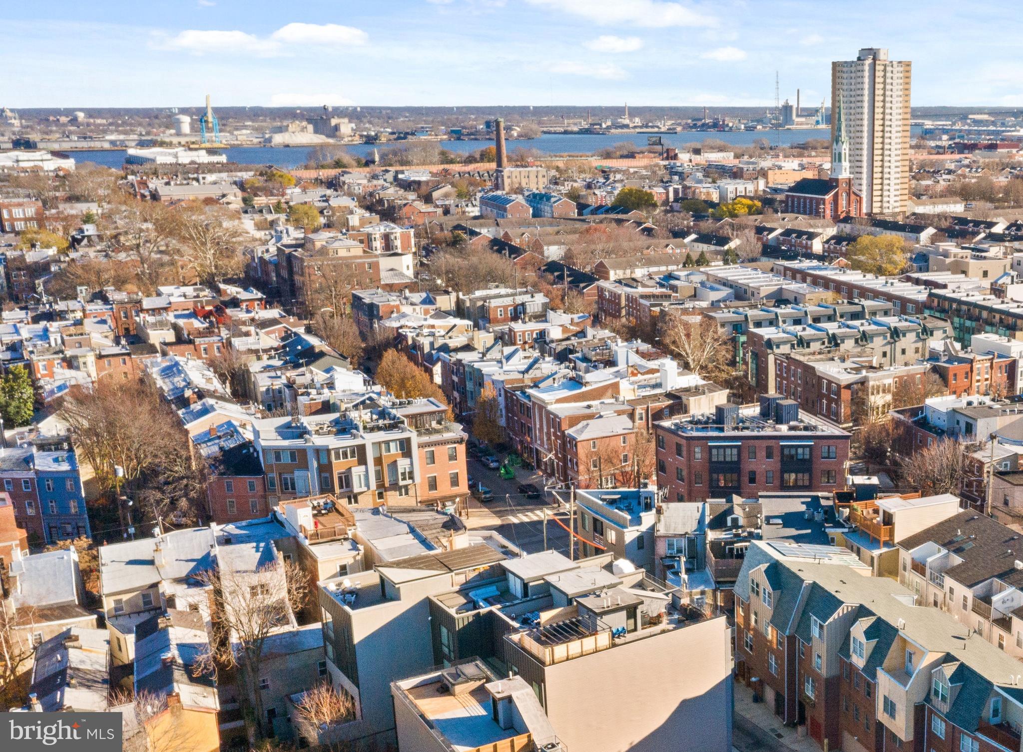612 Queen Street Philadelphia, PA 19147 - Photo 39 of 40 Aerial View from above House