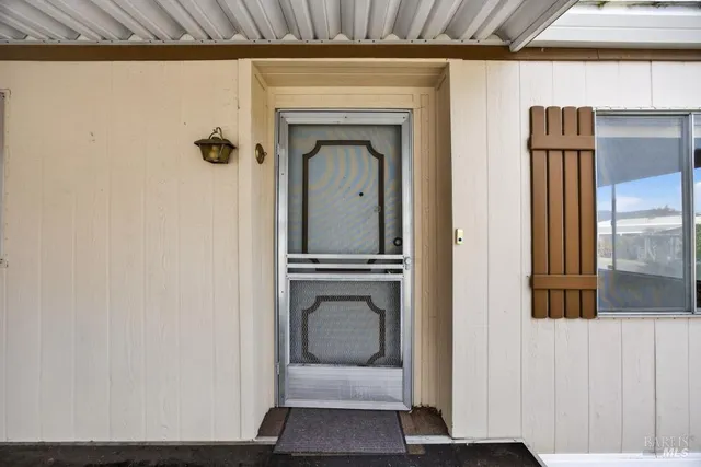 a view of livingroom and window