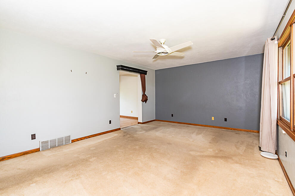 2240 Hickory Road Battle Creek, MI 49017 - Photo 17 of 58 RN5_4991a