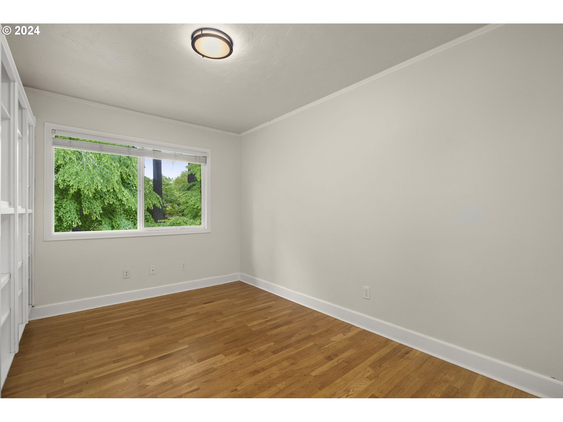 220 Ridgeway Road Lake Oswego, OR 97034 - Photo 8 of 19 Gallery Image 8