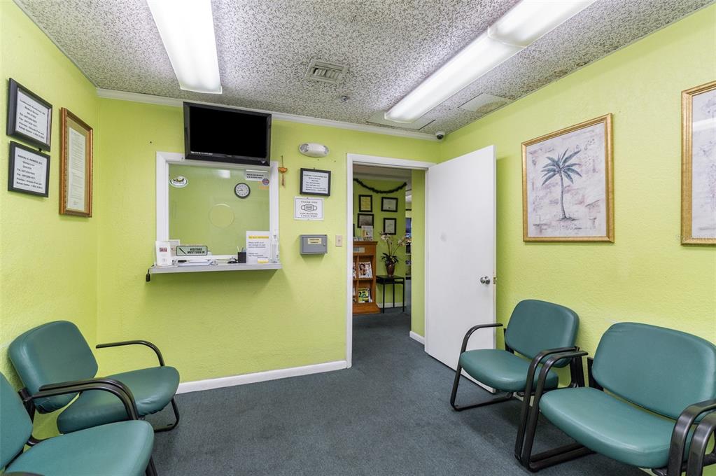 6005 Silver Star Road Orlando, FL 32808 - Photo 8 of 34