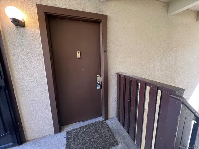 $179,900 | 9995 East Harvard Avenue, Unit 261, Denver, CO 80231