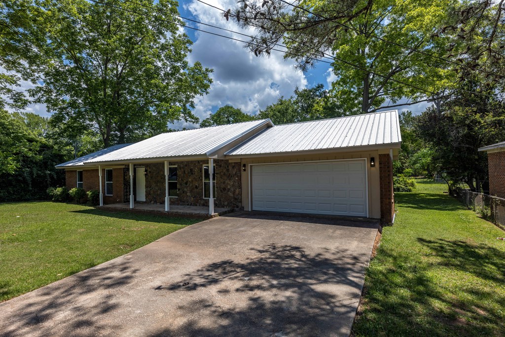 604 Pear Street West Point, GA 31833 - Photo 23 of 30