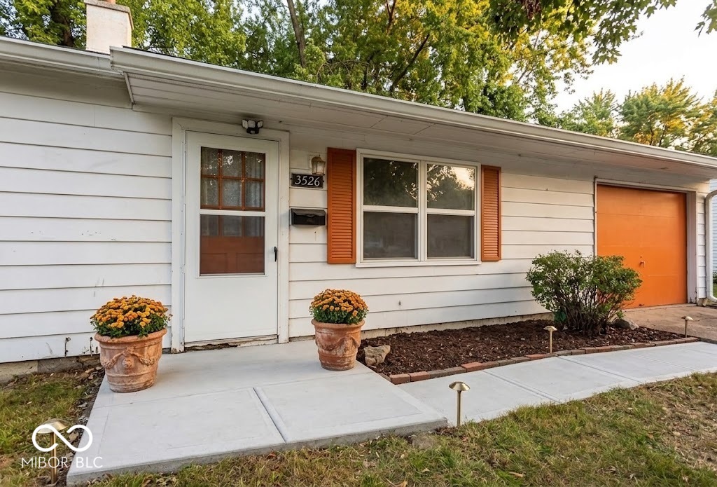 3526 Clark Road Indianapolis, IN 46224 - Photo 2 of 23 Gallery Image 2