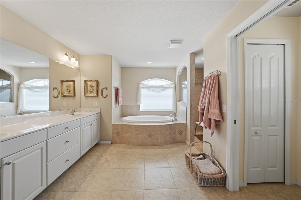 176 Medalist Road Rotonda West, FL 33947 - Photo 15 of 28