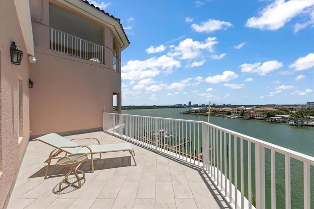 $2,200,000 | 205 Brightwater Drive, Unit 401, Clearwater Beach, FL 33767