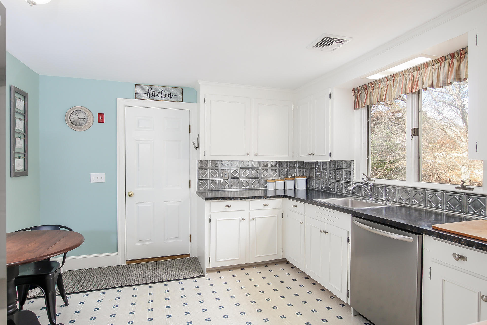 14 Gorham Lane Centerville, MA 02632 - Photo 11 of 28 010-photo-kitchen-6589641