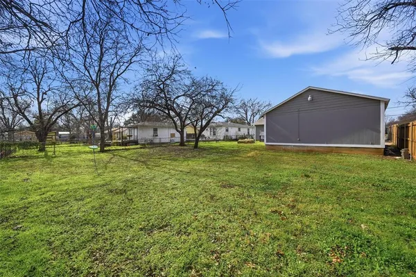 $1,750 | 418 Russell Street, White Settlement, TX 76108
